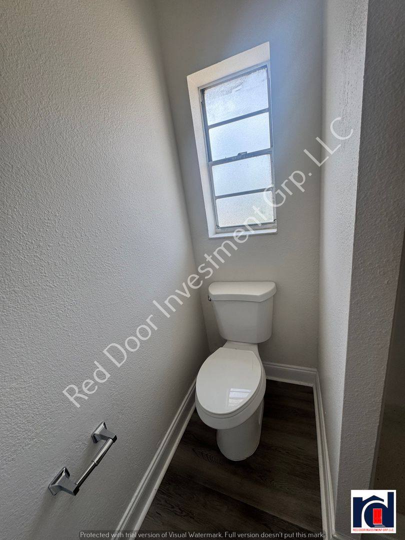 3738 S Atlantic Ave, Daytona Beach, FL 32118 - Apartment for Rent - Image 9