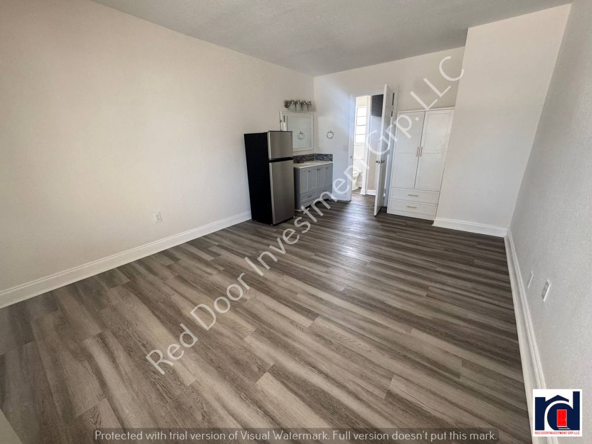 3738 S Atlantic Ave, Daytona Beach, FL 32118 - Apartment for Rent - Image 1