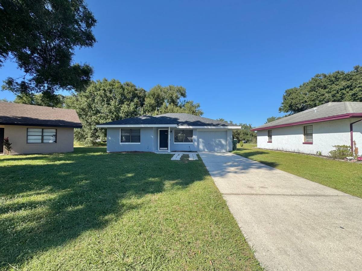 House for rent at 924 Sunshine Way SW, Winter Haven, FL 33880
