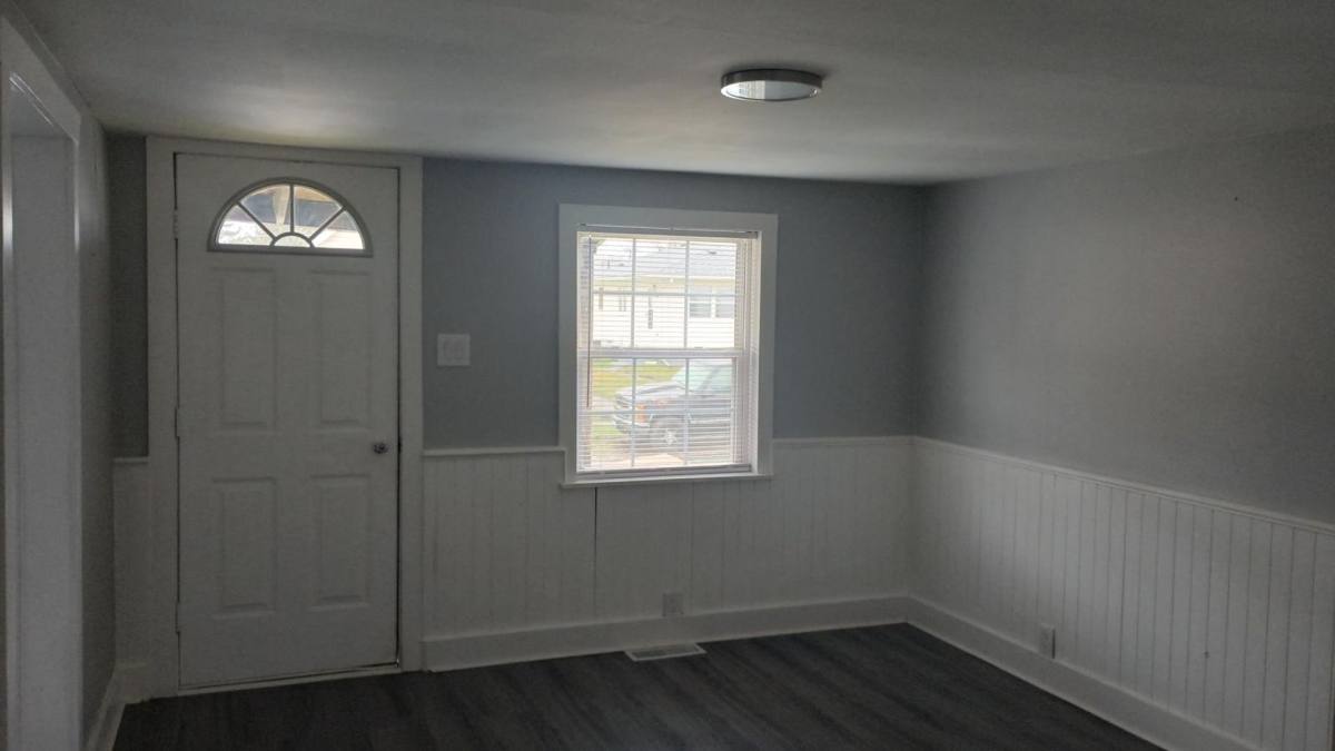 399 N 10th St, Newark, OH 43055 - House for Rent - Image 2