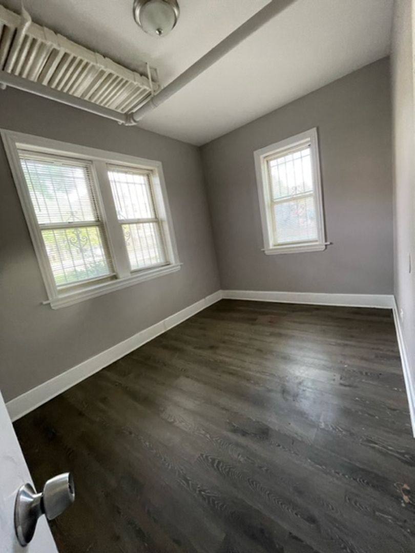 1332 W 82nd St, Chicago, IL 60620 - Apartment for Rent - Image 3