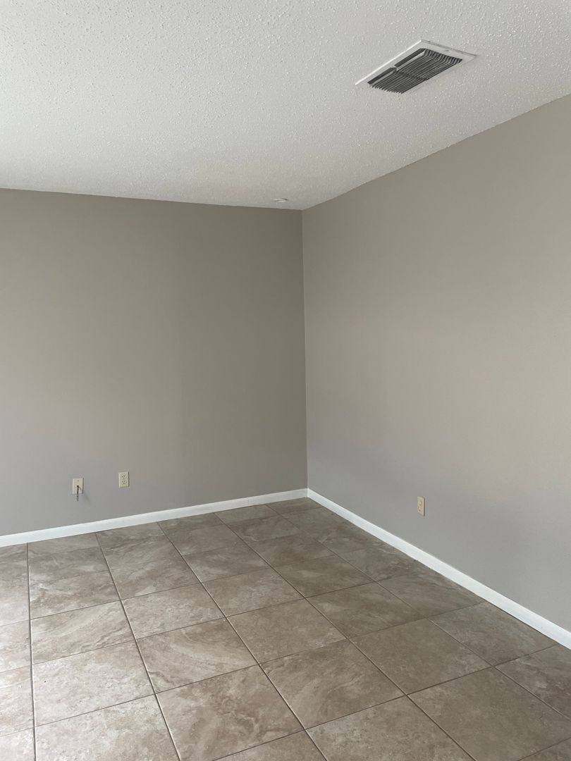 806 Texas, Longview, TX 75601 - Apartment for Rent - Image 2