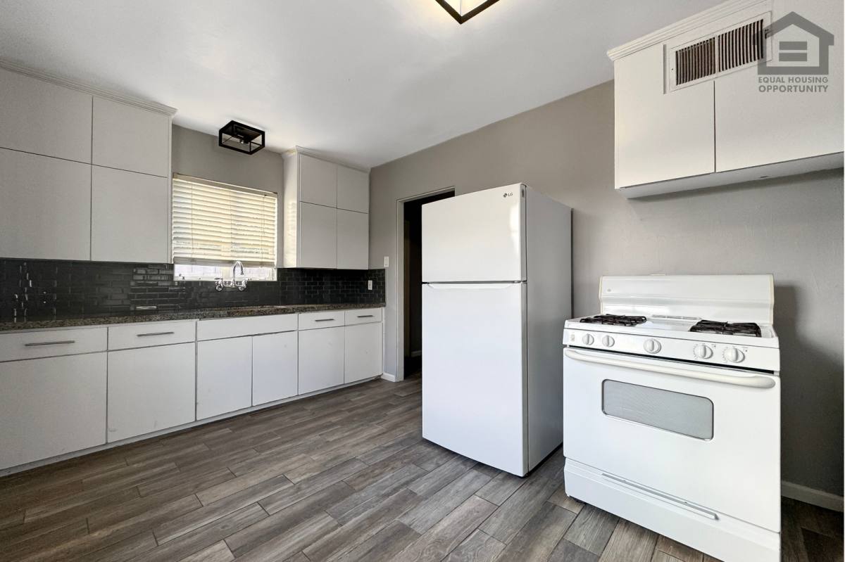 1923 W Flower St #B, Phoenix, AZ 85015 - House for Rent - Image 1
