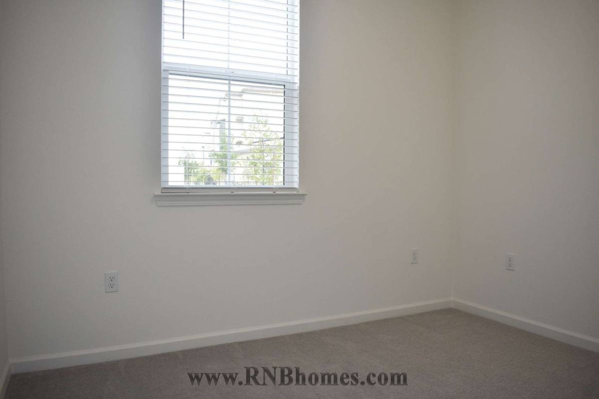 2036 Brave Hawk Loop, Roseville, CA 95747 - House for Rent - Image 7