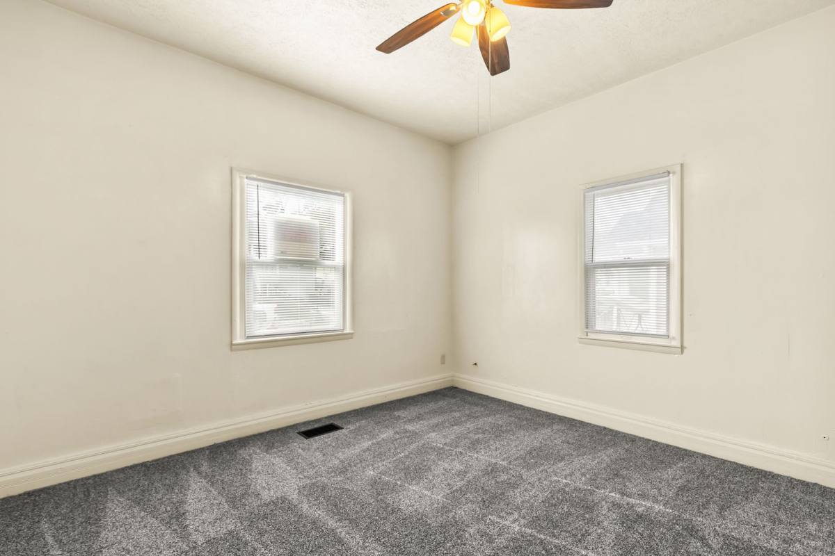 4230 Erskine St, Omaha, NE 68111 - House for Rent - Image 8