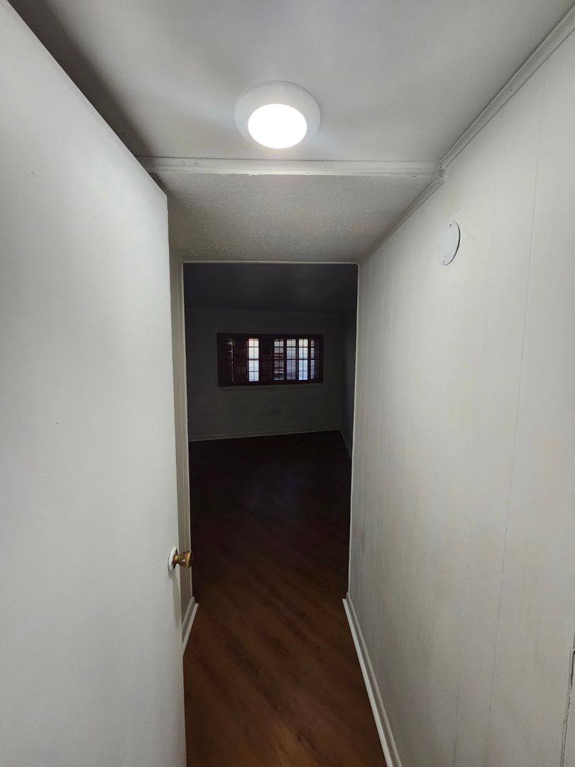 743 E 9th Ave, Tallahassee, FL 32303 - Apartment for Rent - Image 9