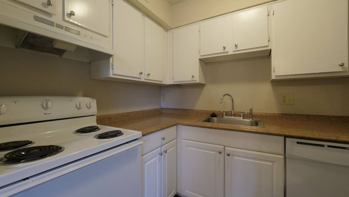 2515 Milligan Way, Swissvale, PA 15218 - Apartment for Rent - Image 3