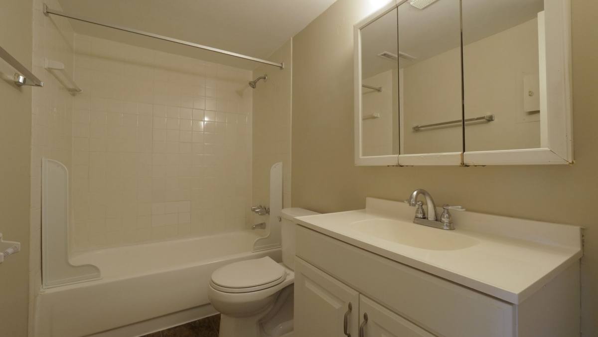 2515 Milligan Way, Swissvale, PA 15218 - Apartment for Rent - Image 10