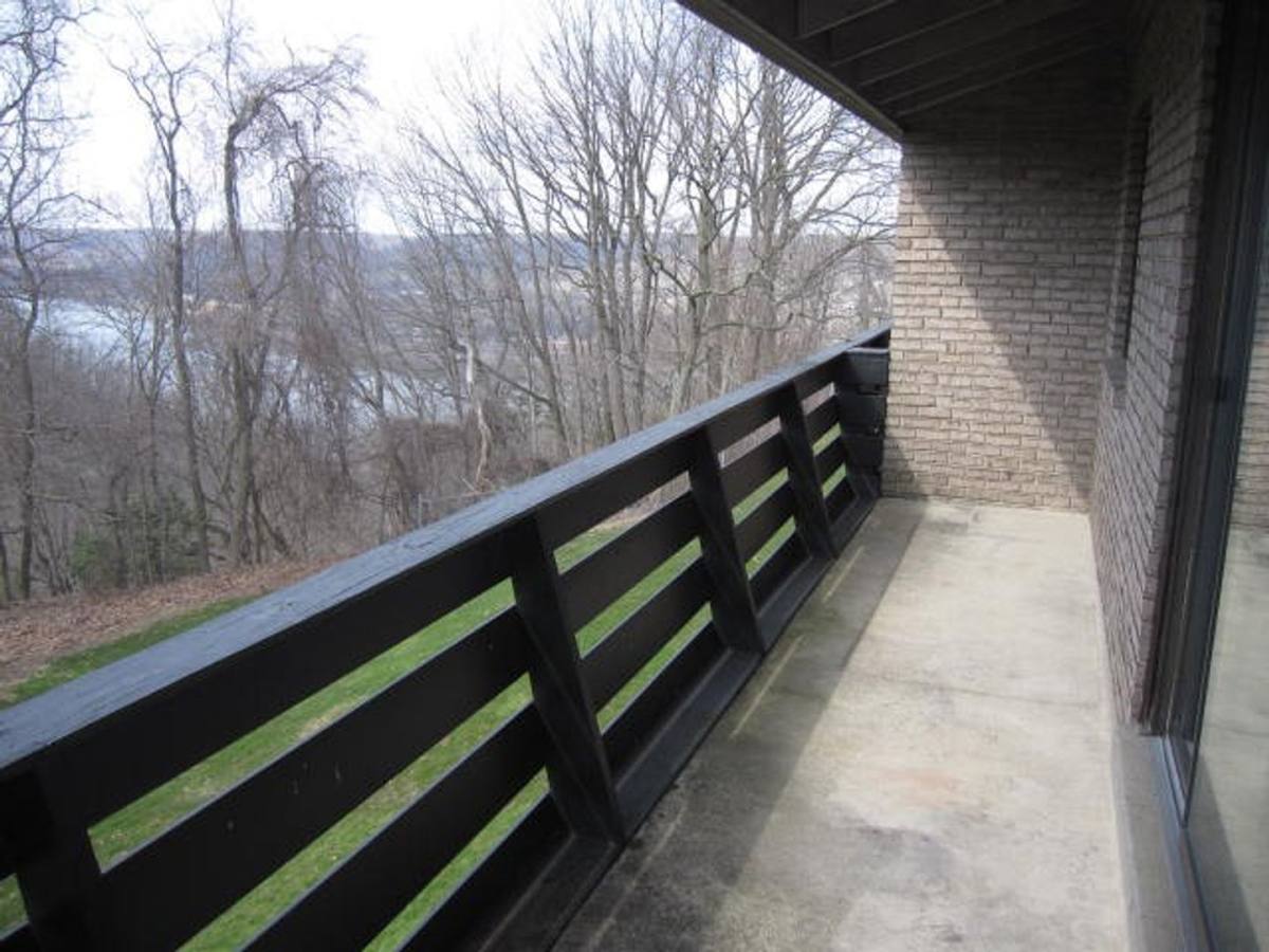 Thorn Run, 900 Kris Dr, Coraopolis, PA 15108 - Apartment for Rent - Image 9