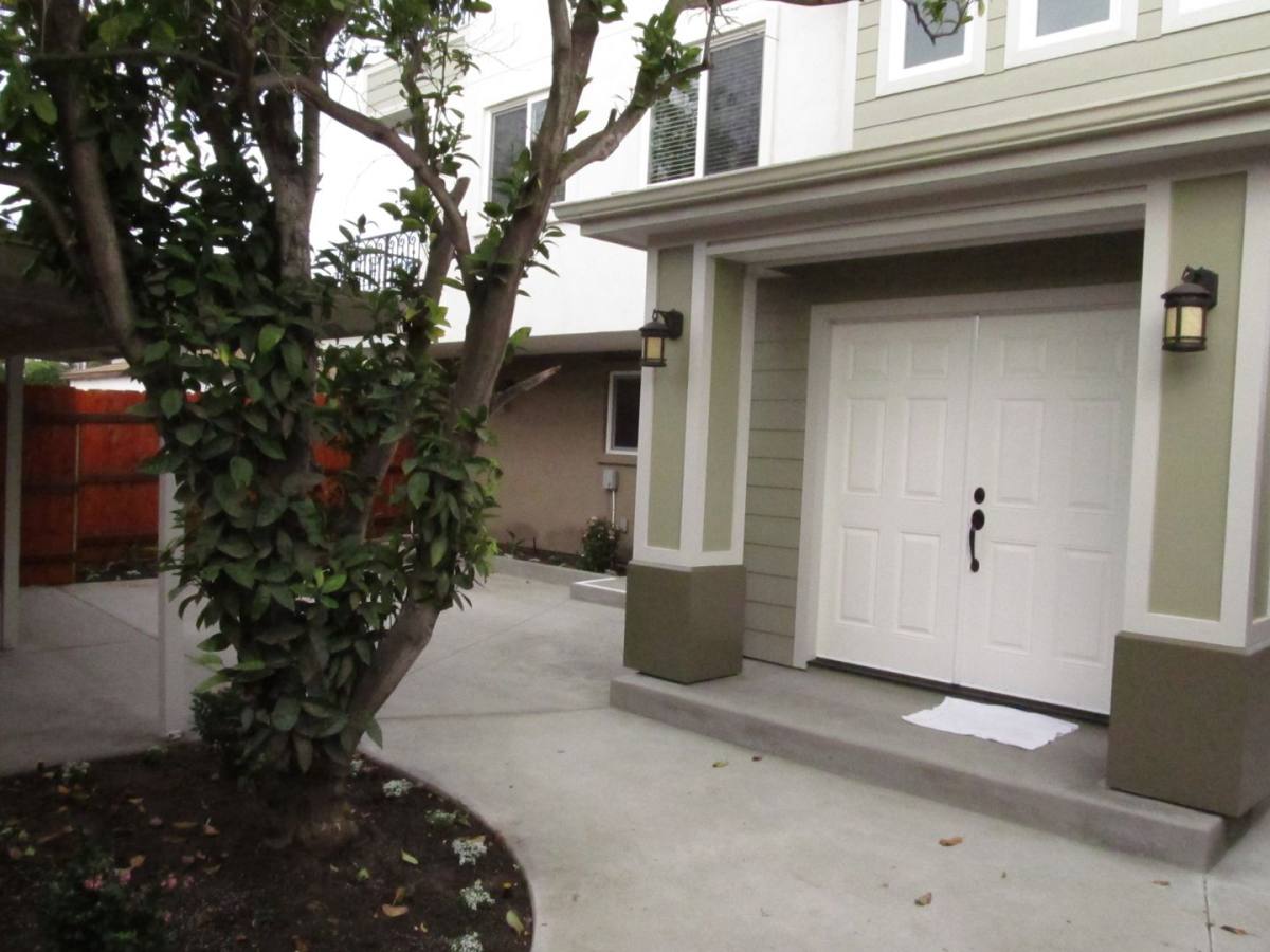 914-916 Wilbur Ave, San Diego, CA 92109 - Apartment for Rent - Image 2