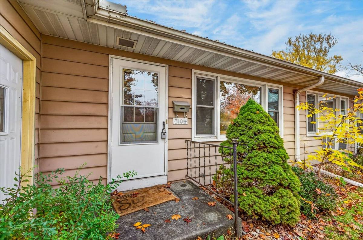 310 1/2 S Jefferson St, Verona, WI 53593 - House for Rent - Image 4