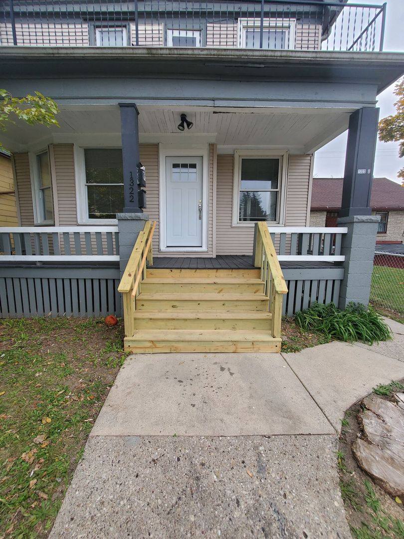 Apartment for rent at 1322-1322A W Hopkins St, Milwaukee, WI 53206