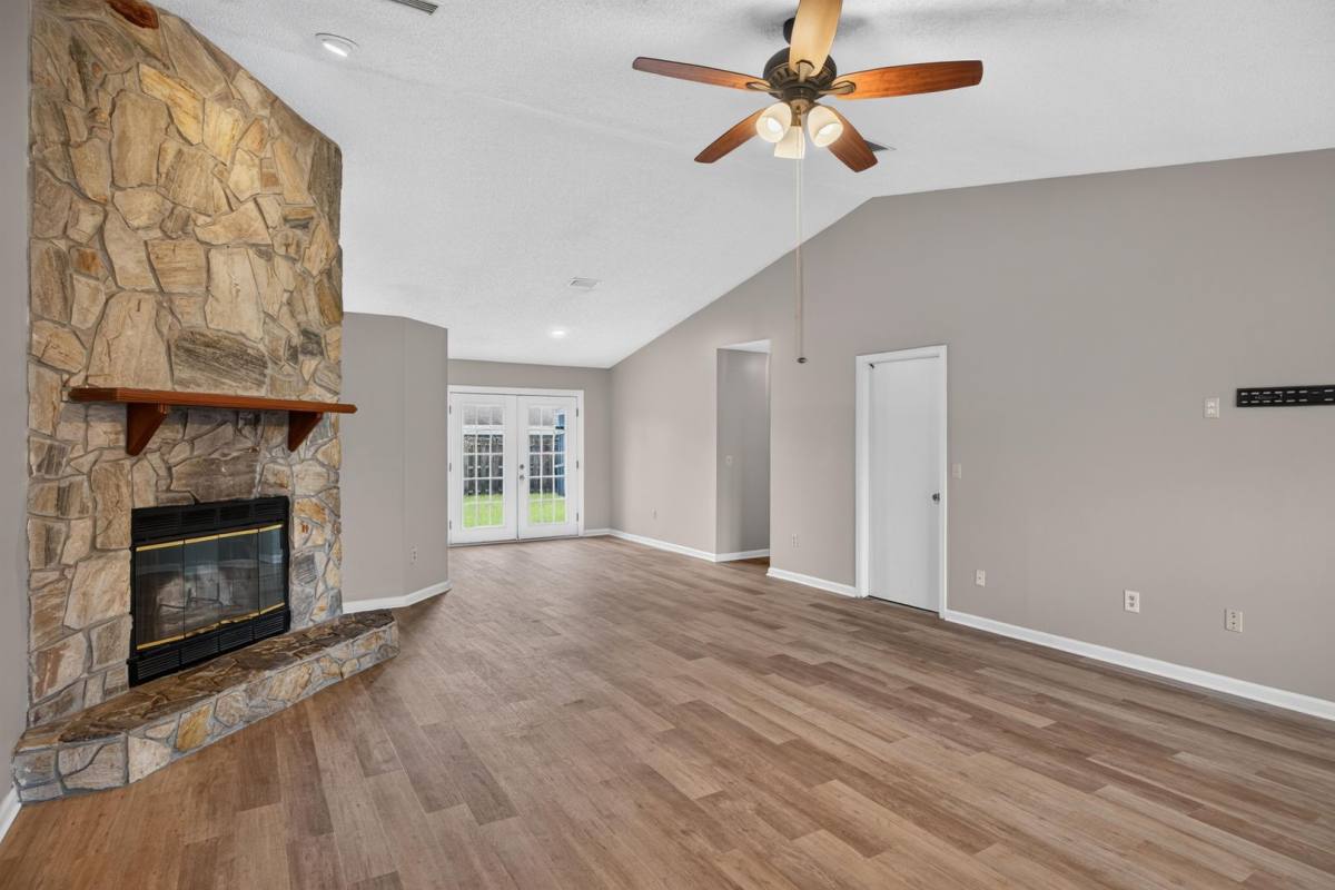 6539 Diamond Leaf Court S, Jacksonville, FL 32244 - House for Rent - Image 4