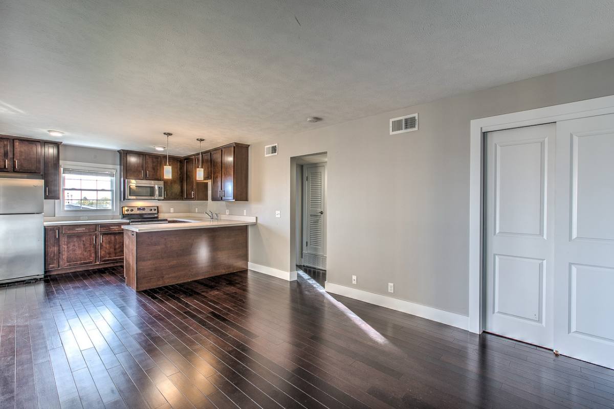The Warren, 1137 Park Ave, Omaha, NE 68105 - Apartment for Rent - Image 2