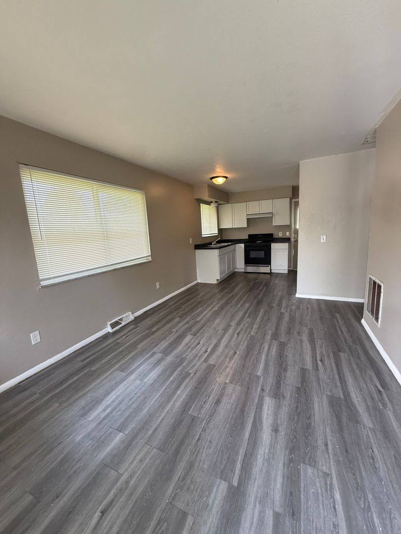 154 Yambor St, Toledo, OH 43605 - Apartment for Rent - Image 5