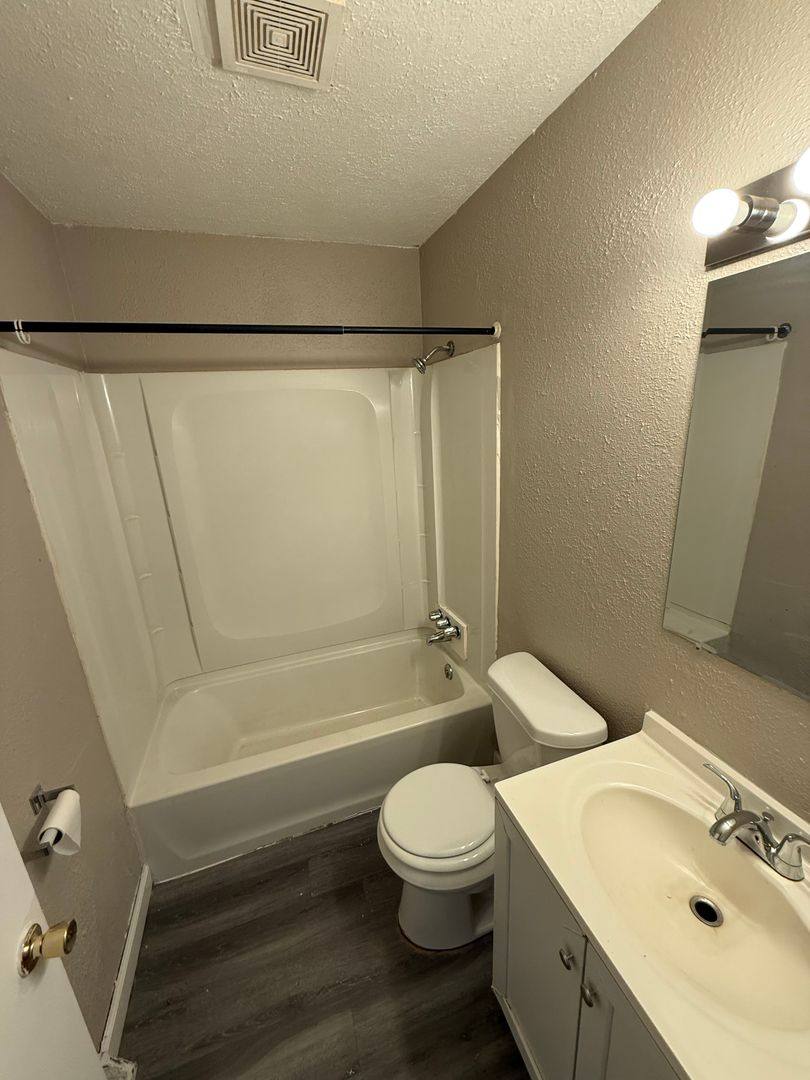154 Yambor St, Toledo, OH 43605 - Apartment for Rent - Image 7