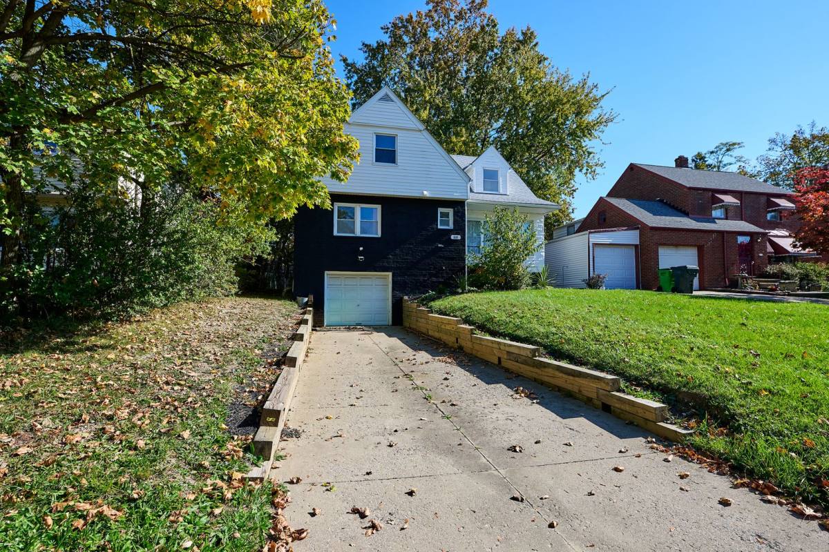 1699 Warrensville Center Rd, Cleveland, OH 44121 - House for Rent - Image 4