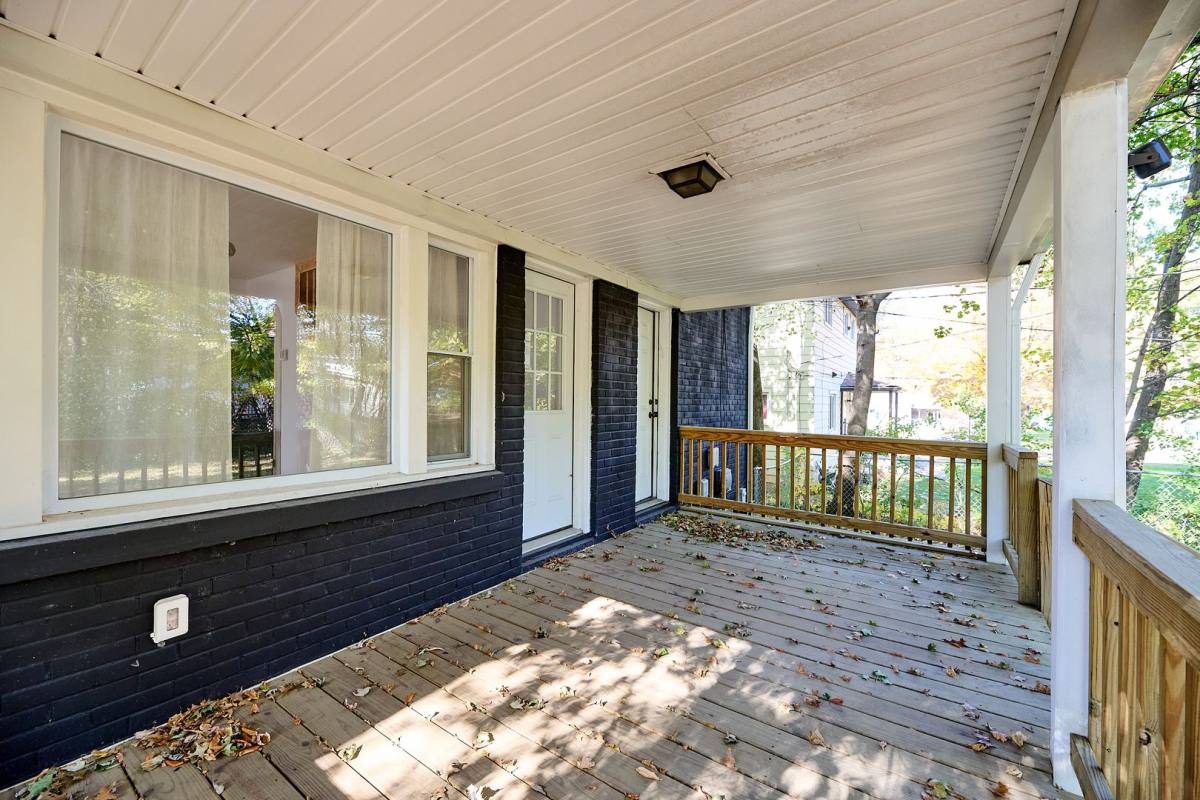 1699 Warrensville Center Rd, Cleveland, OH 44121 - House for Rent - Image 9
