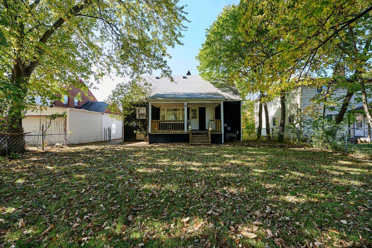 1699 Warrensville Center Rd, Cleveland, OH 44121 - House for Rent