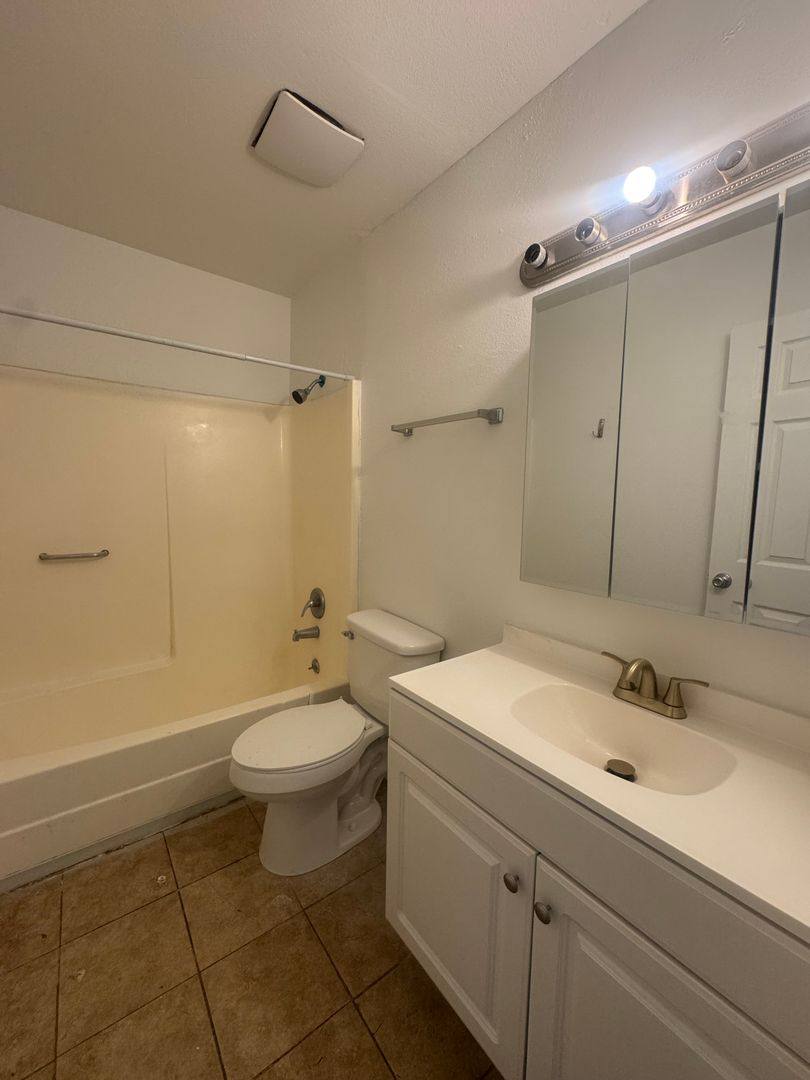 3526 W Dunlap #157, Phoenix, AZ 85051 - Condo for Rent - Image 5