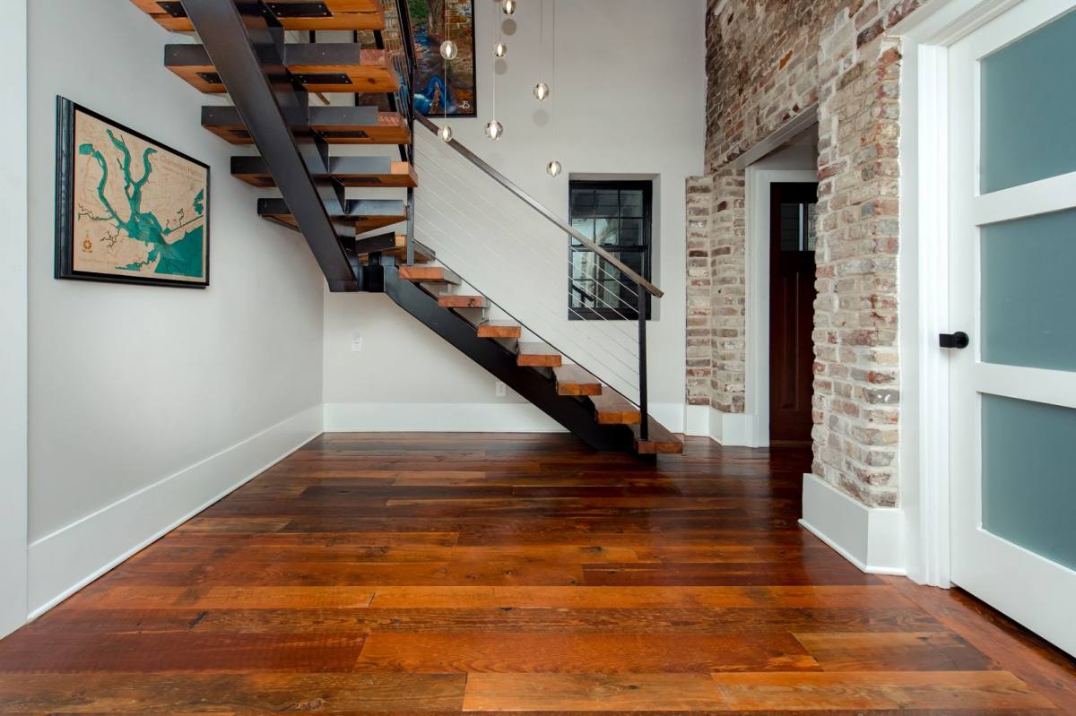 58 1/2 Broad St, Charleston, SC 29401 - House for Rent