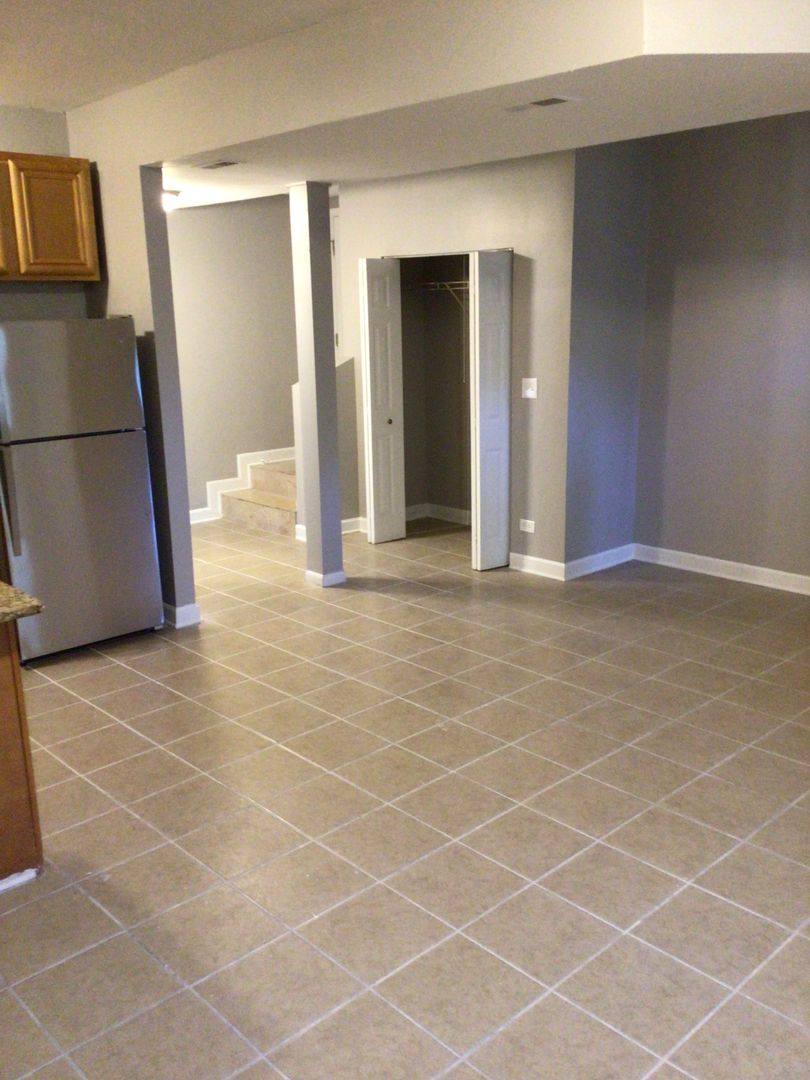 6700 S Clyde Ave, Chicago, IL 60649 - Apartment for Rent - Image 4