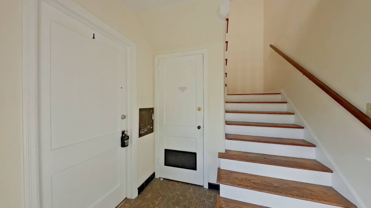 1253 Belmont Terrace, Jacksonville, FL 32207 - Apartment for Rent - Image 2