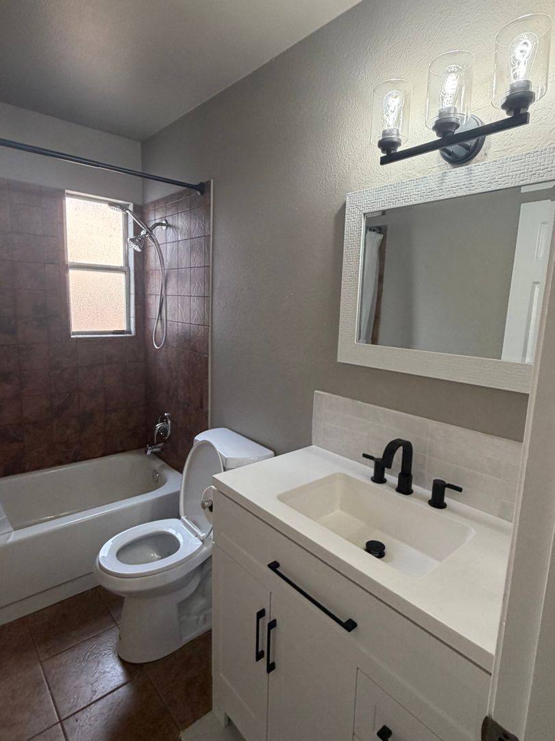 1073 Salem Dr, Hanford, CA 93230 - House for Rent - Image 10