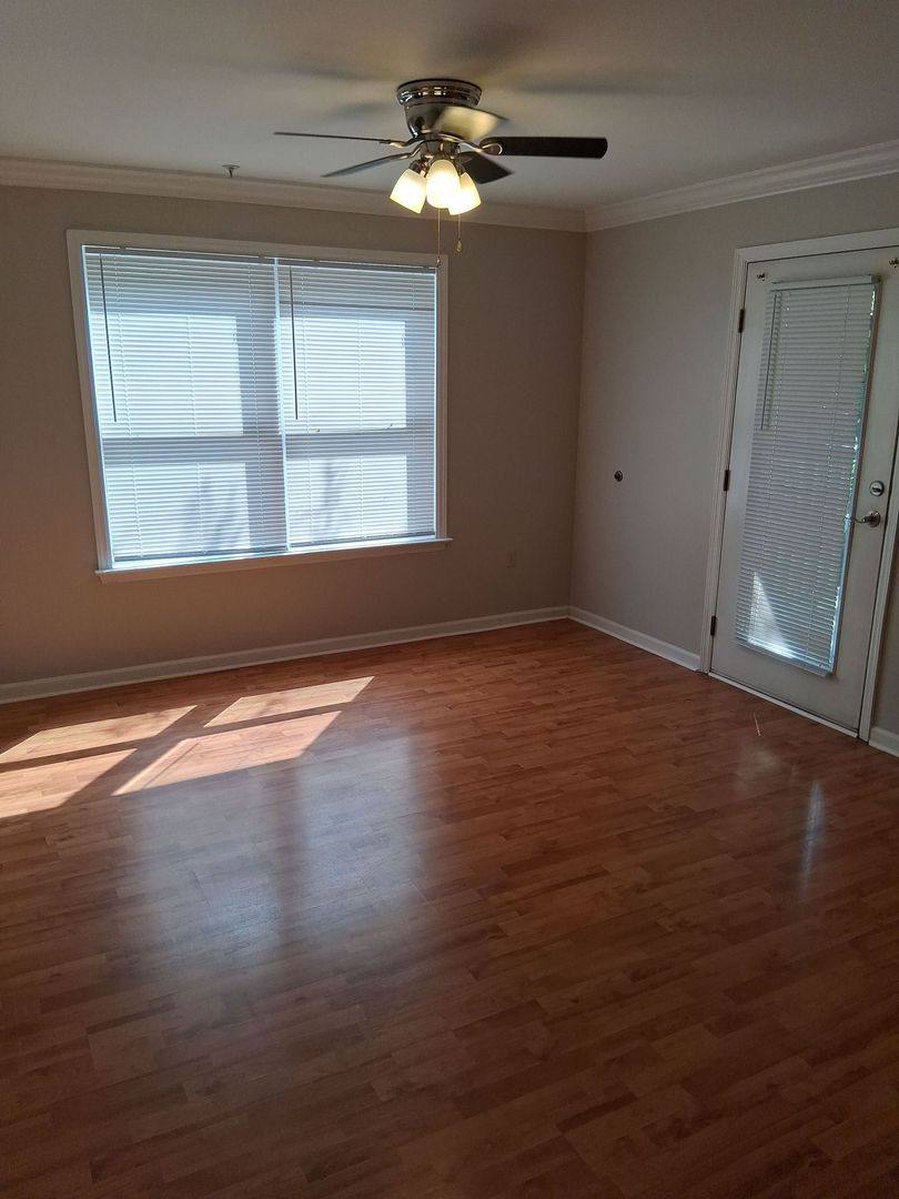1517 Laurel Ave #104, Knoxville, TN 37916 - Condo for Rent - Image 4