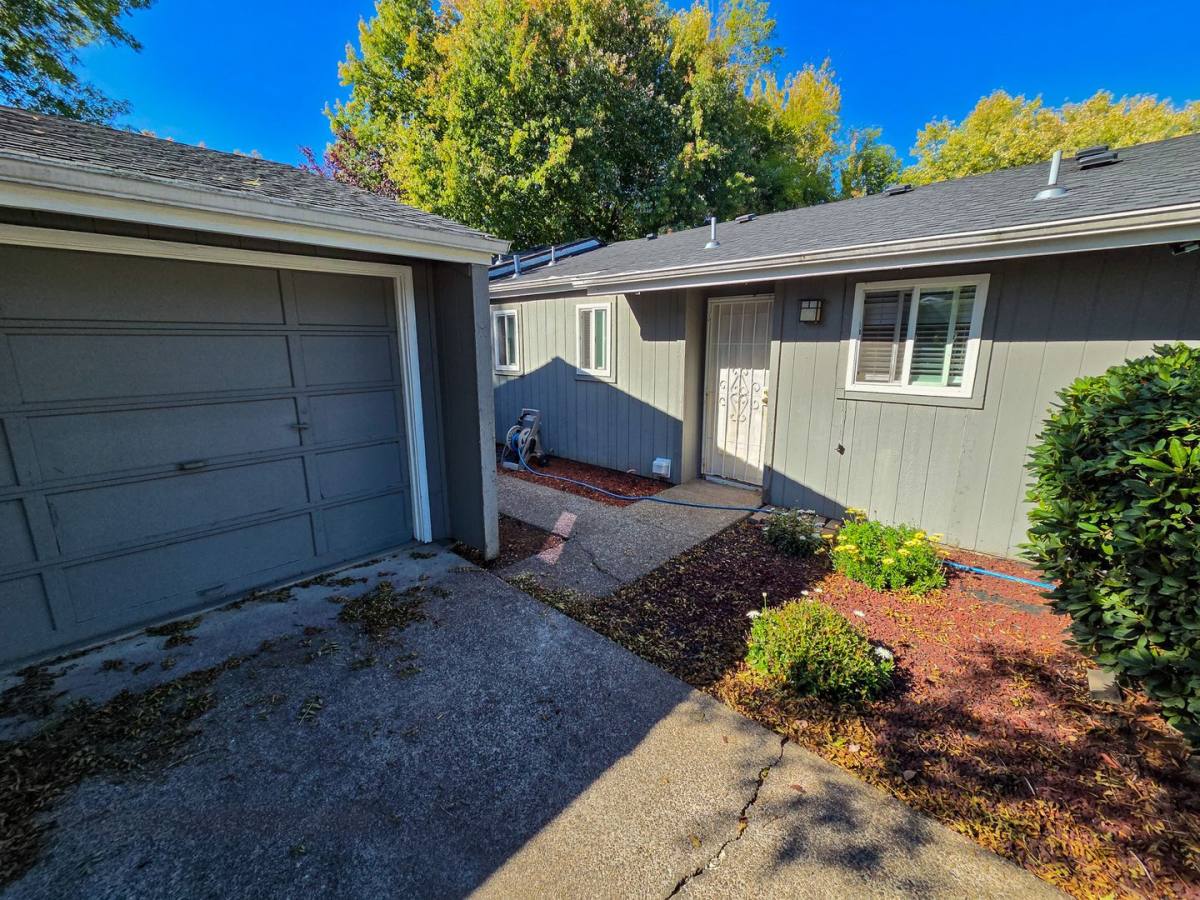 381 Whitesell Court NE, Salem, OR 97301 - Apartment for Rent - Image 2
