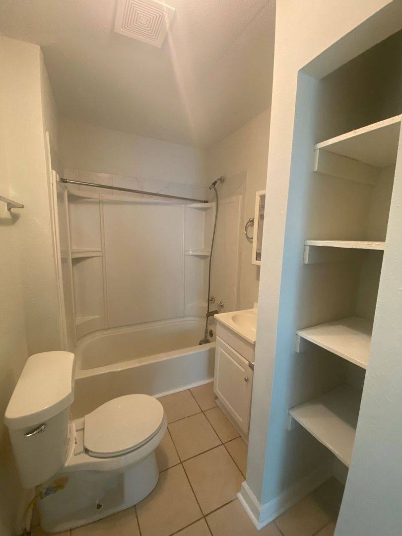 119 College Ave, Panama City, FL 32401 - Apartment for Rent - Image 8