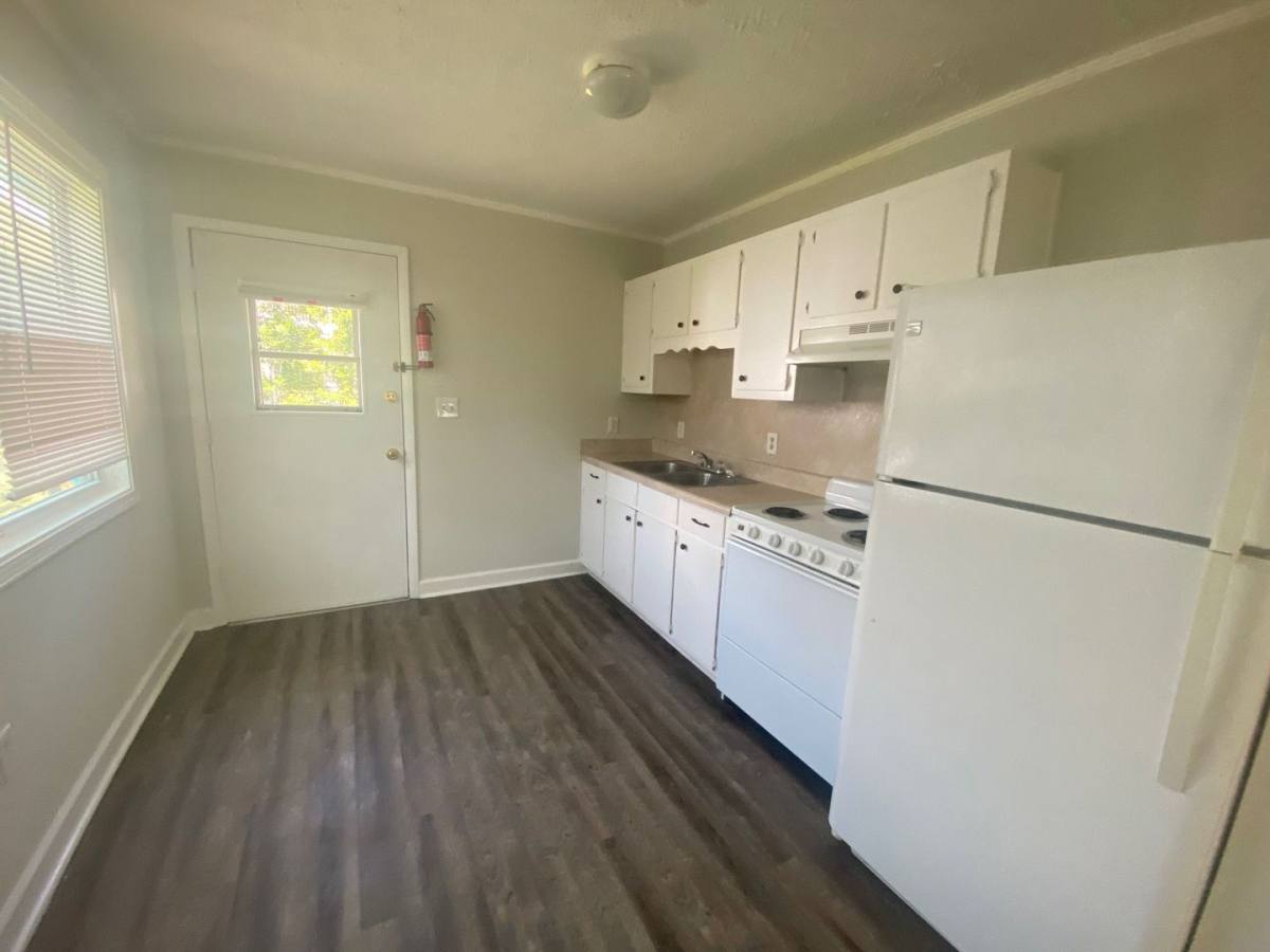 119 College Ave, Panama City, FL 32401 - Apartment for Rent - Image 3