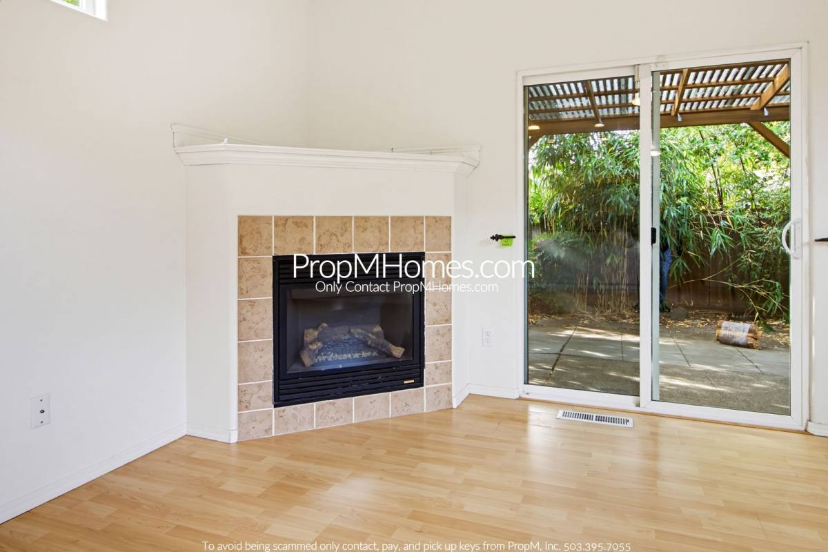 7333 SE 46th Ave, Portland, OR 97206 - House for Rent - Image 4