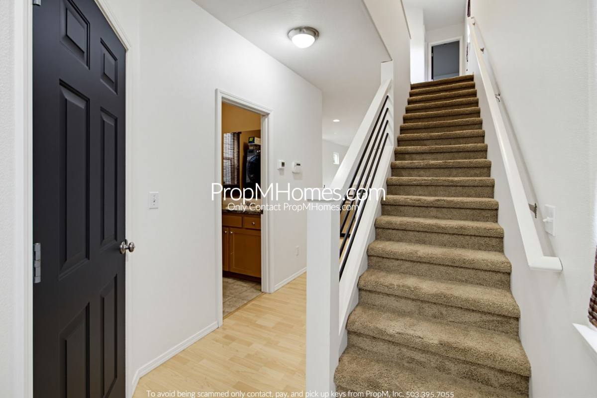 7333 SE 46th Ave, Portland, OR 97206 - House for Rent - Image 2