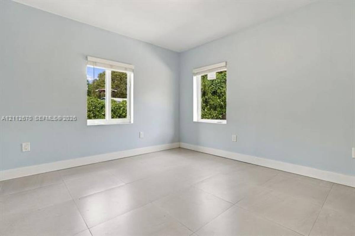 5911 SW 62nd Terrace, Miami, FL 33143 - House for Rent - Image 10