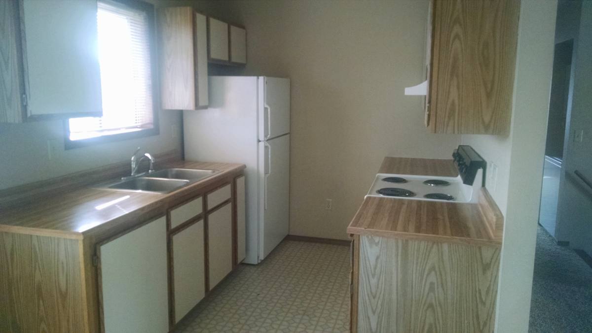 1528 Reserve St, Missoula, MT 59801 - Apartment for Rent - Image 3