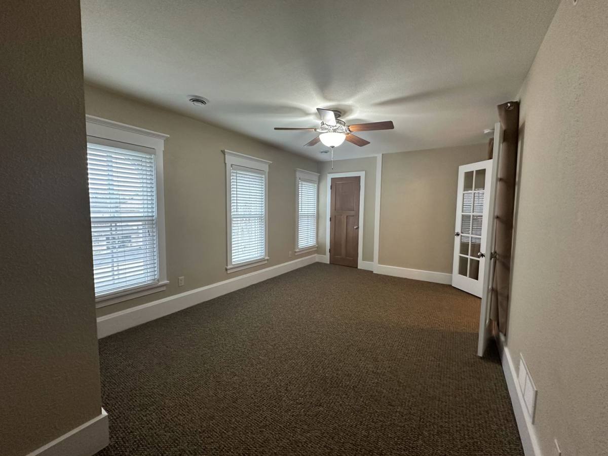 322 Oakton Ave #B, Pewaukee, WI 53072 - House for Rent - Image 7