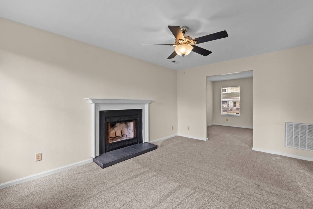 105 Crocker St, Suffolk, VA 23434 - House for Rent - Image 6