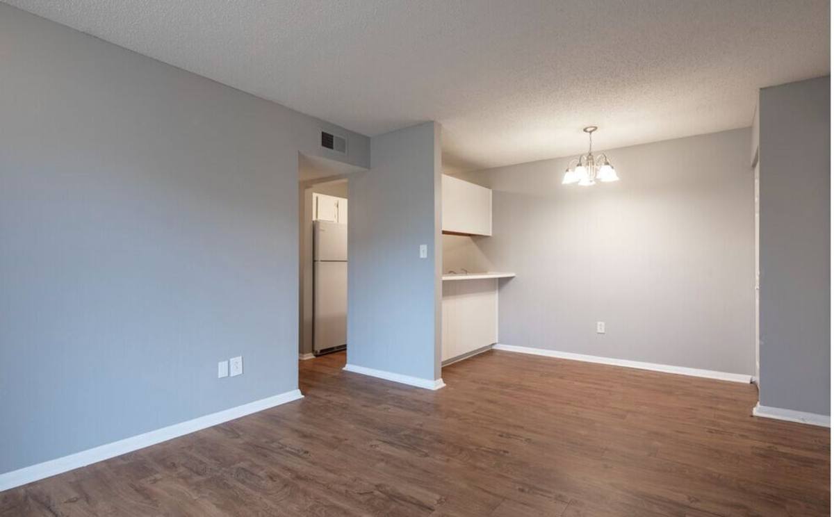 4031 Hunters Ridge Dr, Huntsville, AL 35802 - Apartment for Rent
