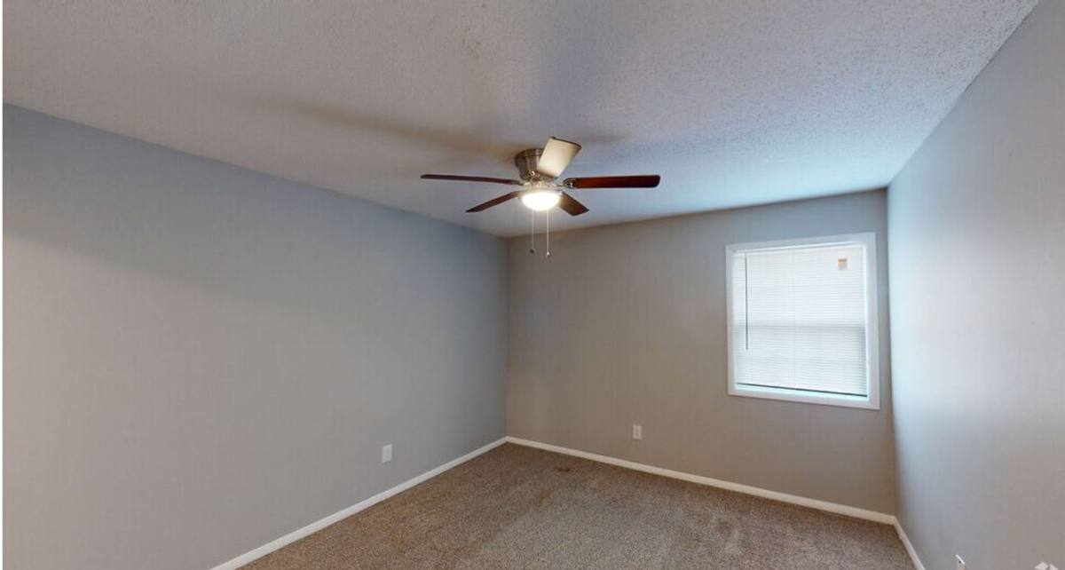 4033 Hunters Ridge Dr, Huntsville, AL 35802 - Apartment for Rent - Image 1