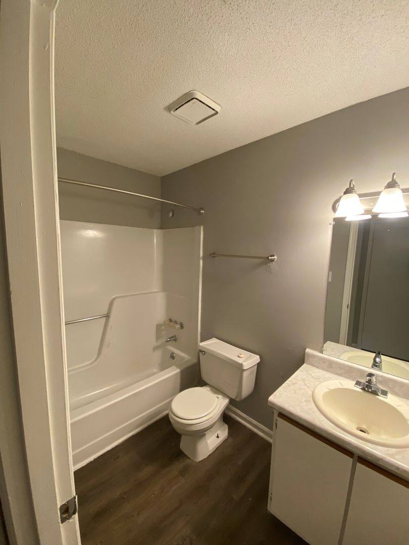 Pinehurst, 3930 Pulaski Pike, Huntsville, AL 35810 - Apartment for Rent - Image 11