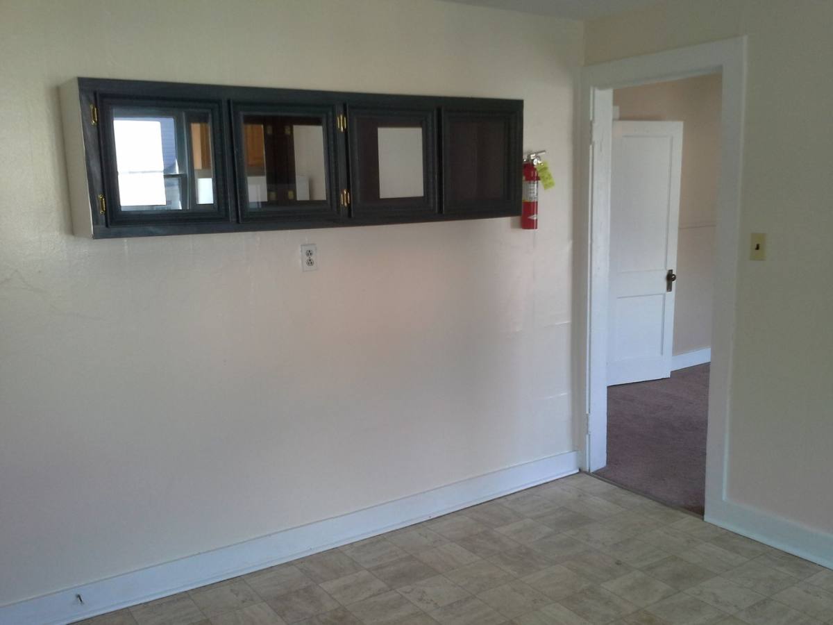 227 E Park St, Lock Haven, PA 17745 - Apartment for Rent - Image 6