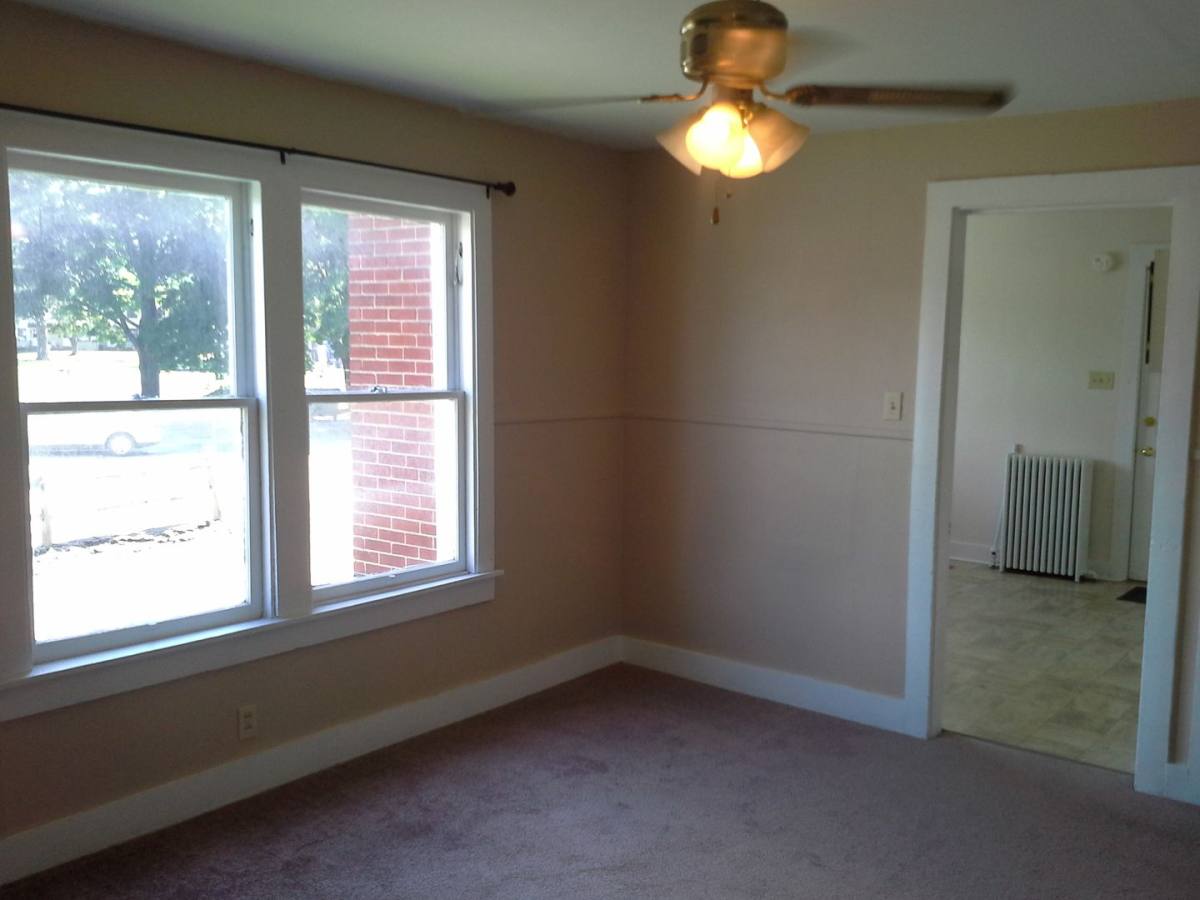 227 E Park St, Lock Haven, PA 17745 - Apartment for Rent