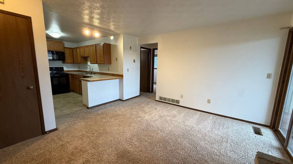 Condo for rent at 10250 Jamestown Dr #B3, Anchorage, AK 99507