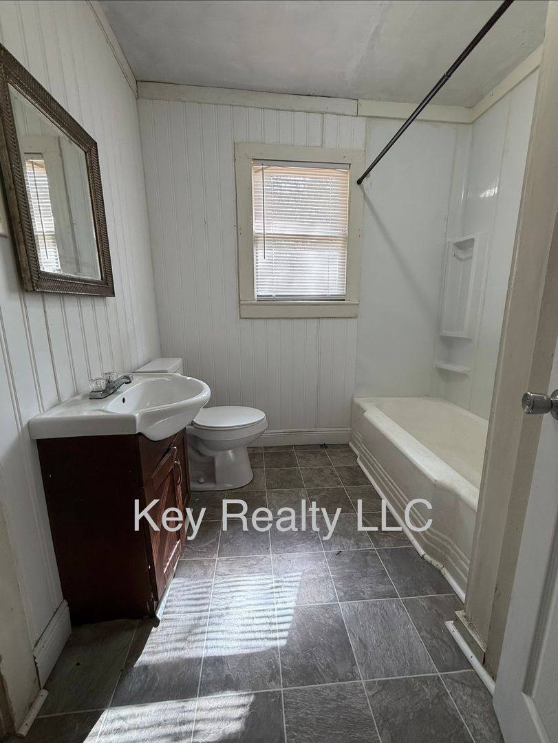 103 Gordon, Pineville, LA 71360 - House for Rent - Image 9