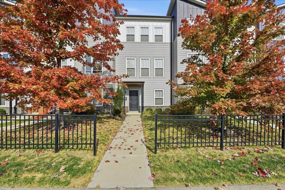 House for rent at 2948 W New York St, Indianapolis, IN 46222