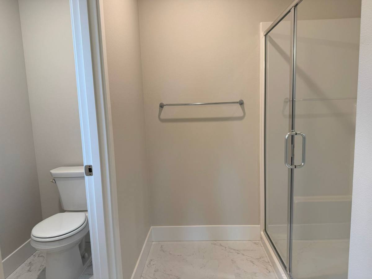 9728 NE 29th Ave, Vancouver, WA 98665 - House for Rent - Image 3