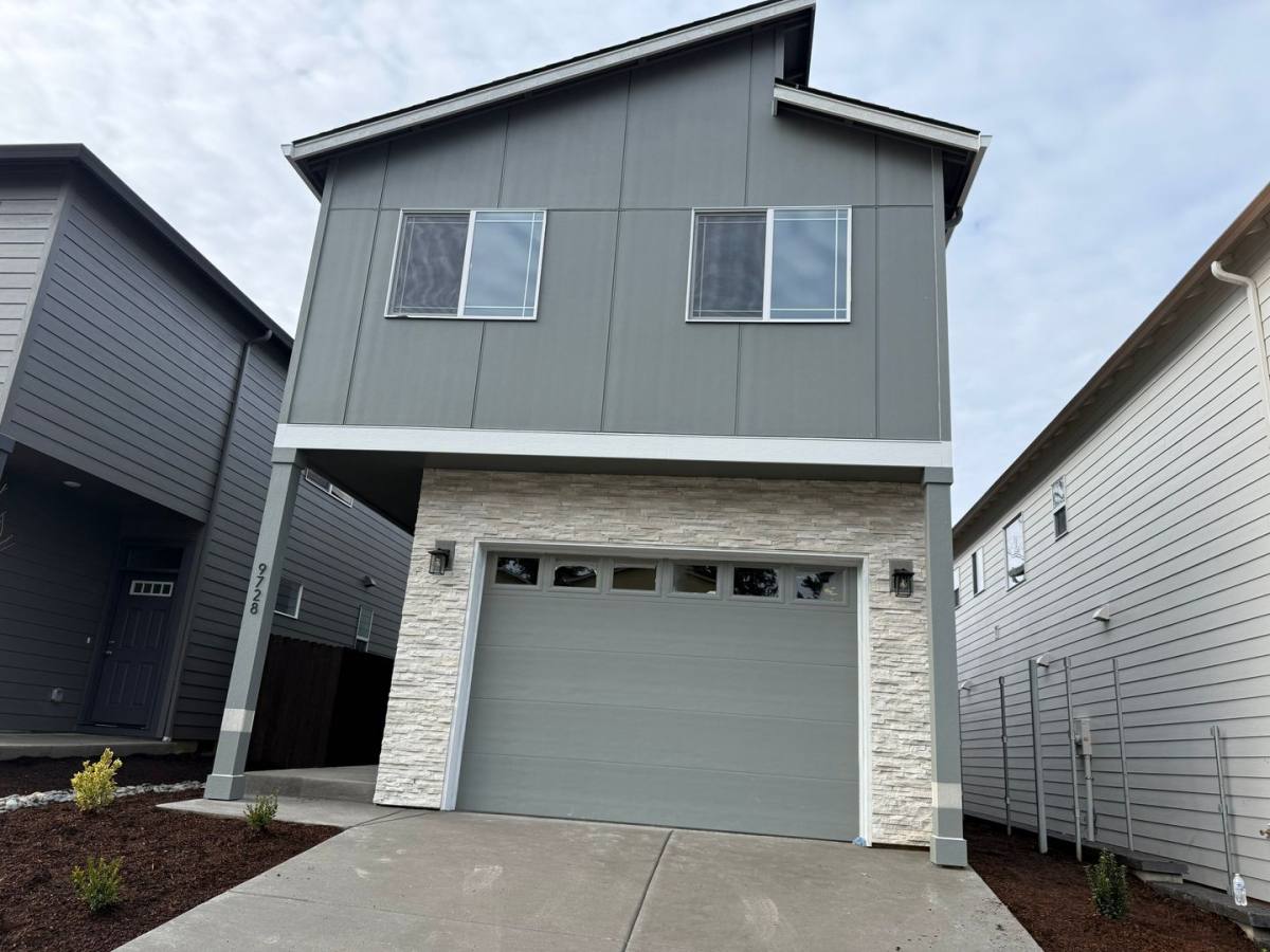 9728 NE 29th Ave, Vancouver, WA 98665 - House for Rent - Image 1