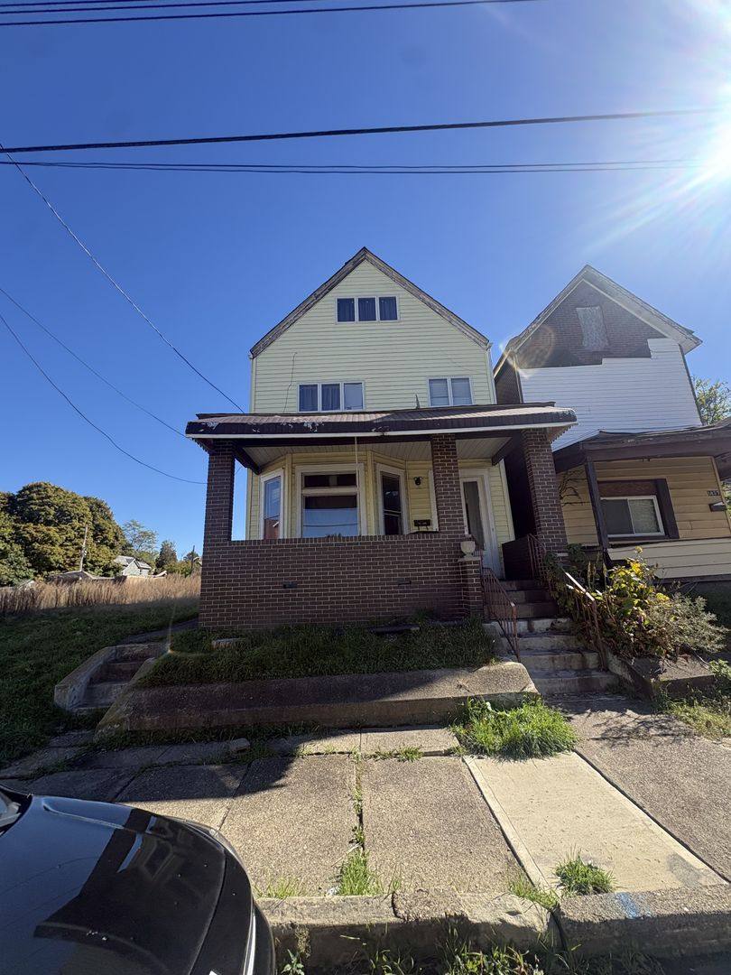 1835 Willow St, McKeesport, PA 15132 - Apartment for Rent - Image 3