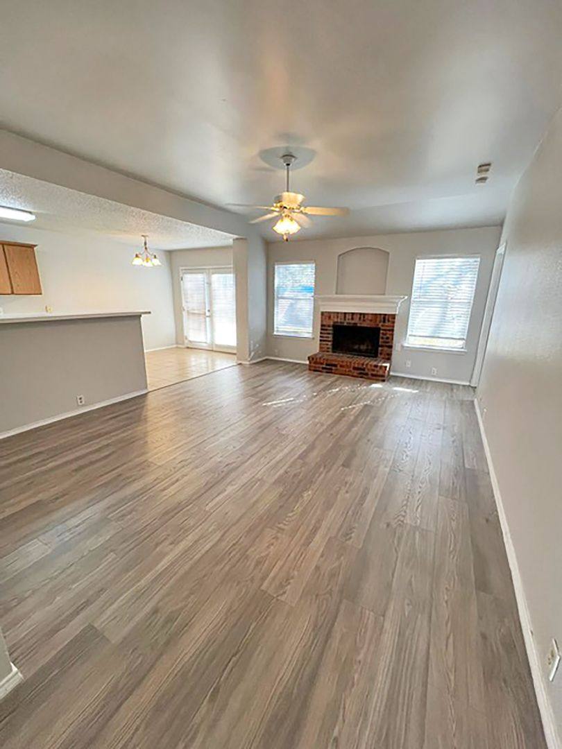1021 Beechwood Dr, Denton, TX 76201 - House for Rent - Image 2